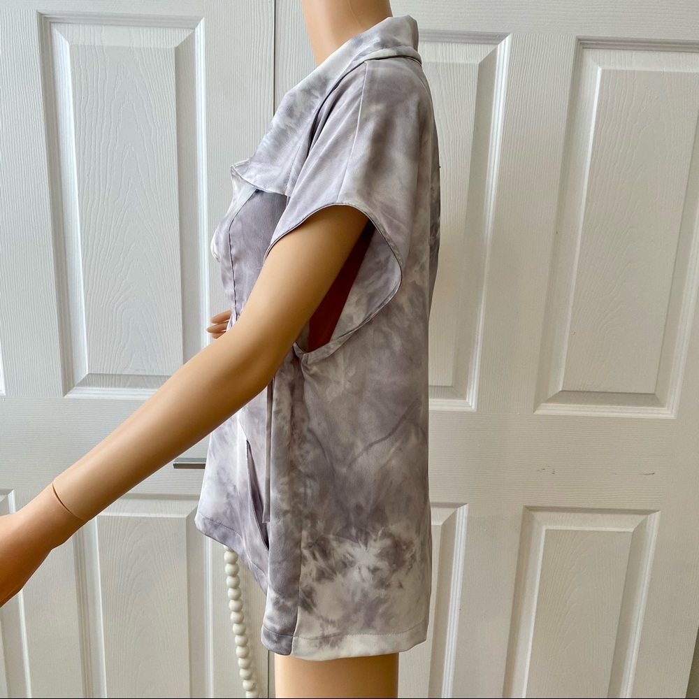 NWT OLIVIA GRAYE SZ S/M OVERSIZE GREY/WHT TIE DYE - Picture 4 of 8